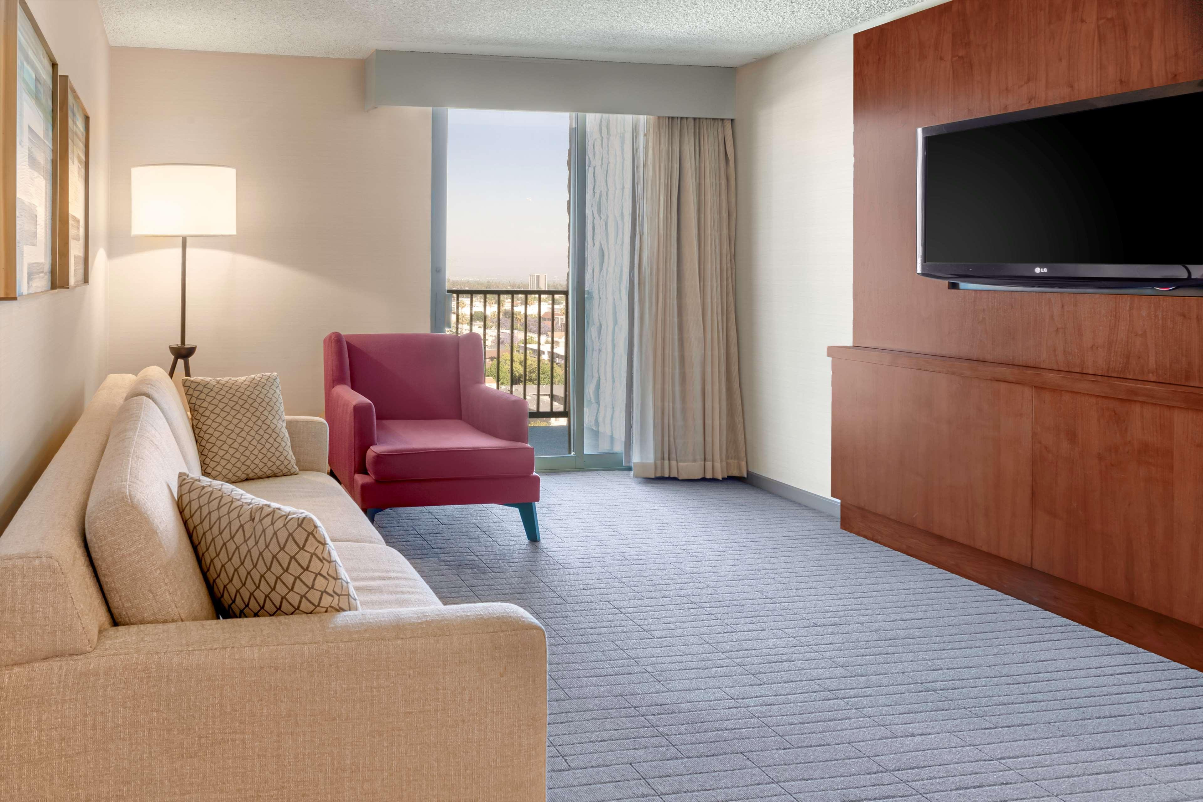 Hotel Hilton Pasadena Extérieur photo