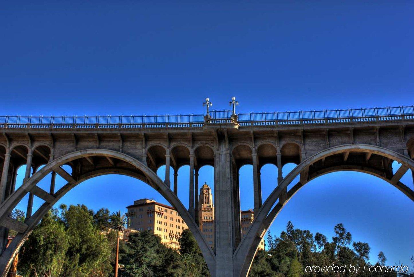 Hotel Hilton Pasadena Extérieur photo